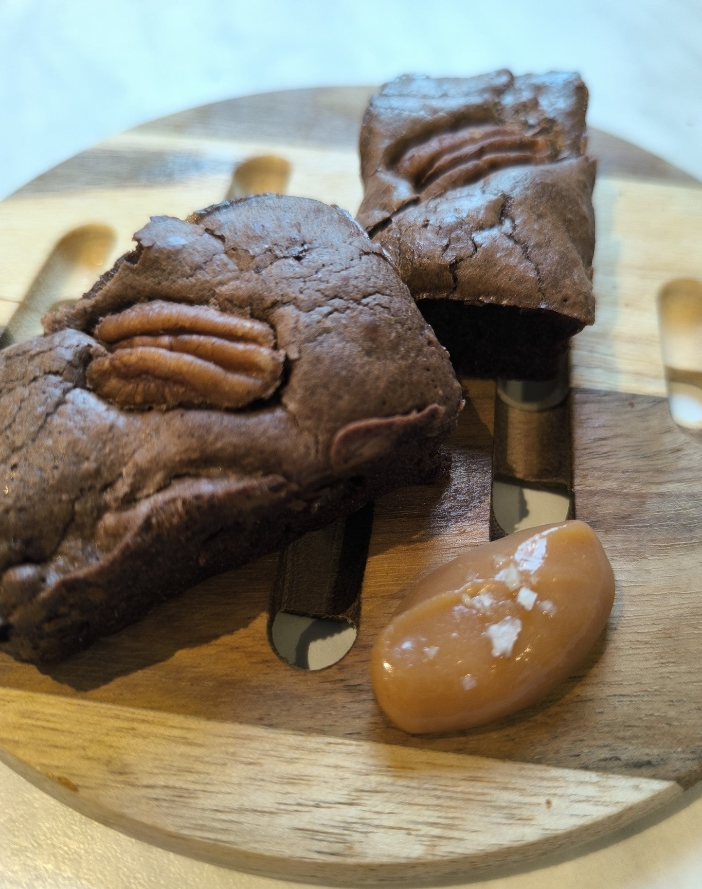 "Le Précieux" - Brownie Pécan & Caramel Fondant